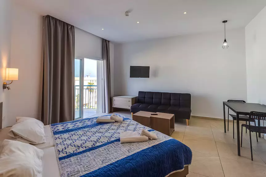 Tetyk hotel apartments02